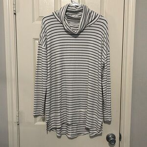 Hi-Low Liz Claiborne Top Sz XL